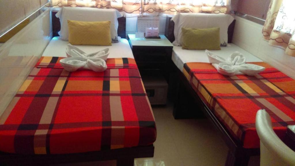 London Guest Guest House Гонконг Экстерьер фото